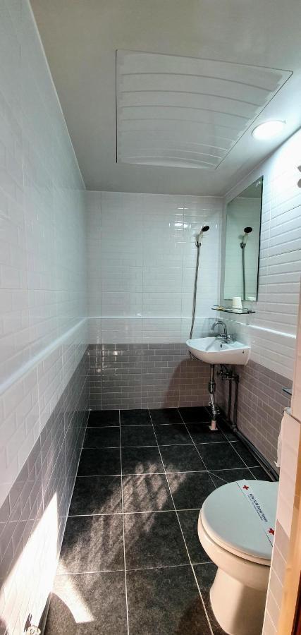 New Sun Guesthouse Myeongdong 서울특별시 외부 사진